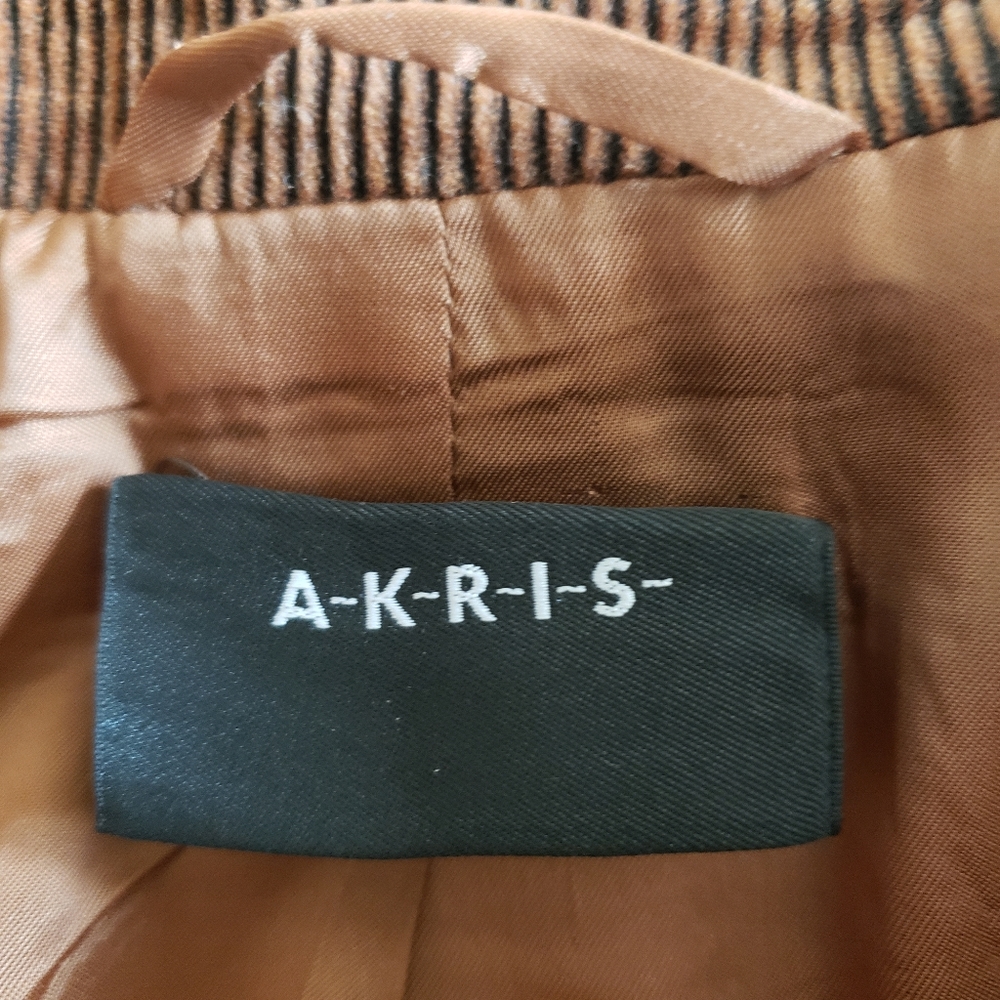 Jacket - Picture 4 of 8